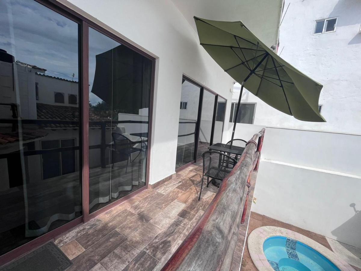 Aventura Pacifico Boutique Suites & Villas (Adults Only) Bucerías Esterno foto